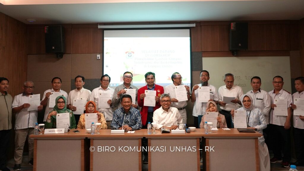 Unhas Gelar Penandatangan Pakta Integritas Pengeloaan Limbah Kampus Terintegrasi dan Berkelanjutan