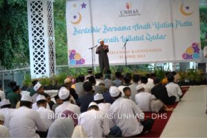 Sambut Lailatul Qadar, Hotel Unhas Gelar Buka Puas Bersama Anak Yatim Piatu .jpeg