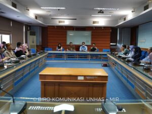 Unhas Gelar Bimbingan Teknis Perhitungan Pajak Progresif