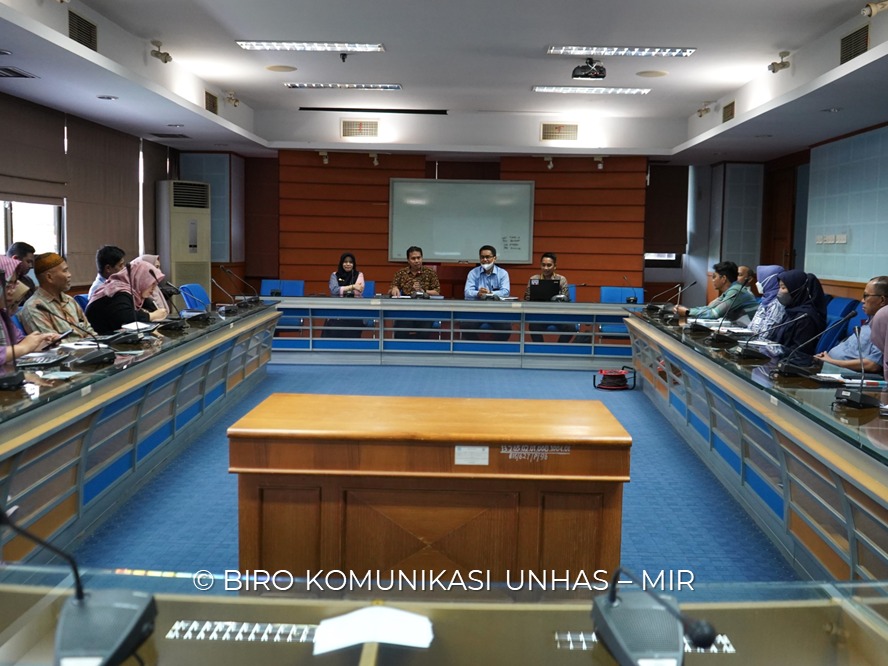 Unhas Gelar Bimbingan Teknis Perhitungan Pajak Progresif