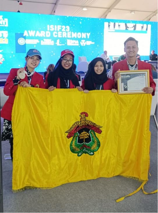 Pamerkan Inovasi Komik La Galigo, Mahasiswa Unhas Raih Silver Medal di Teknofest 2023 Turki