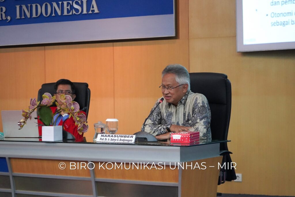 Rektor Unhas: Dosen Sangat Relavan Menjadi Penyemangat Bangsa