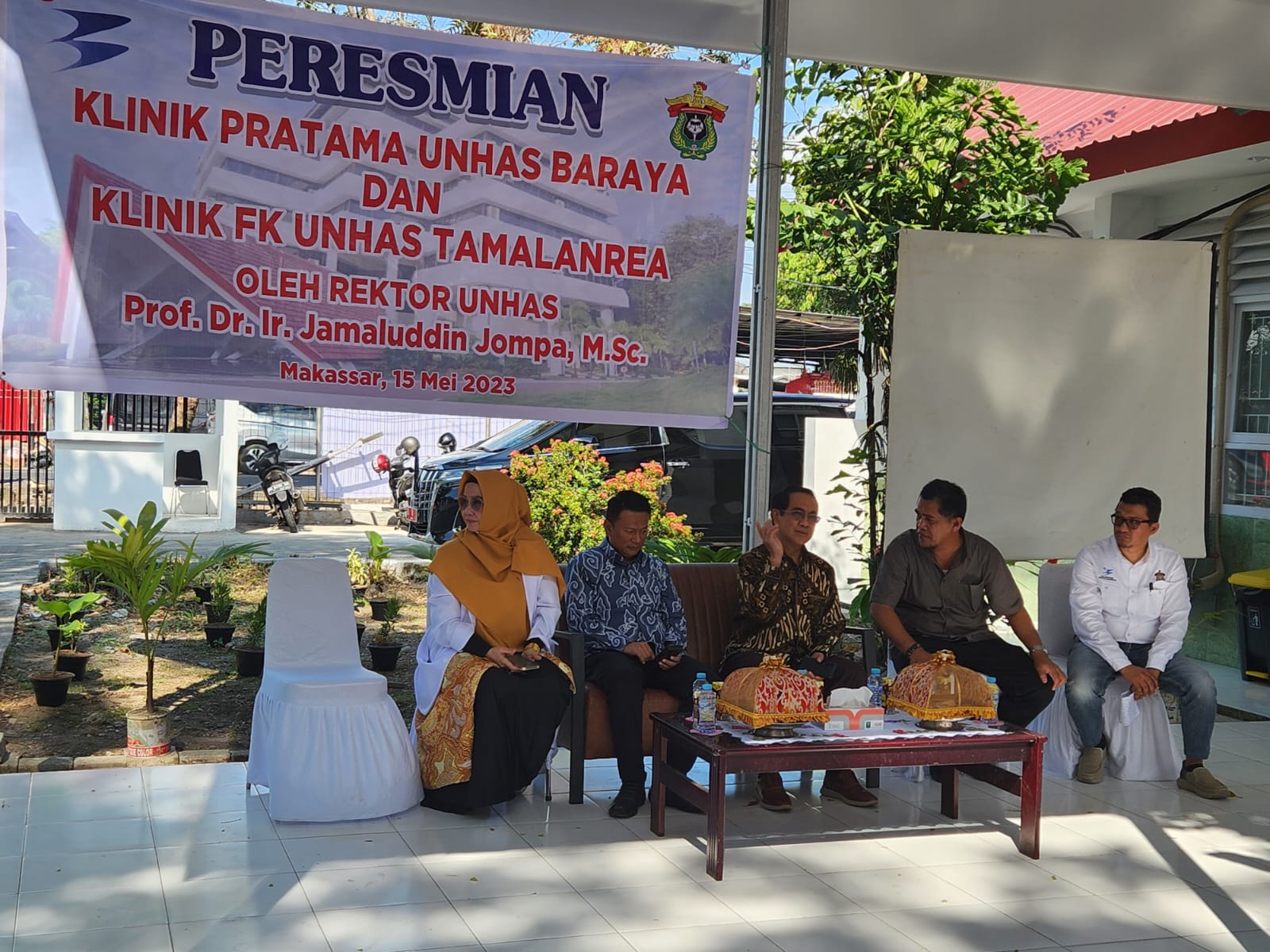 Unhas Resmikan Dua Klinik, Permudah Akses dan Layanan Kesehatan