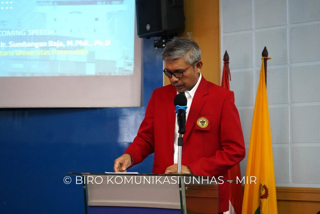 Unhas dan World Bank Gelar Diskusi Publik Bahas Pertumbuhan dan Transformasi Ekonomi 4