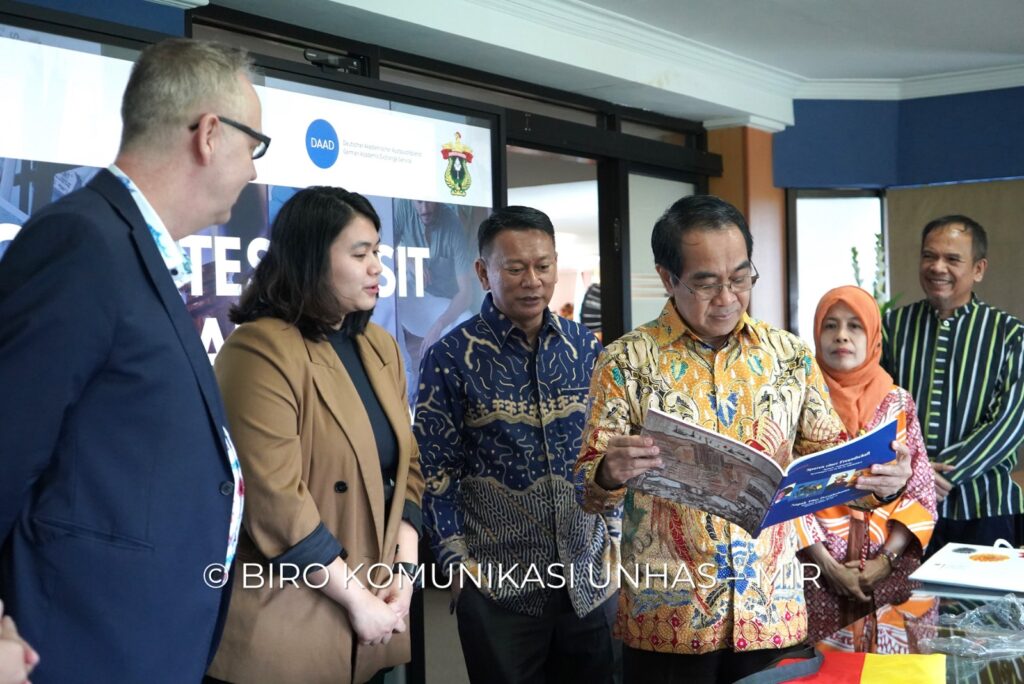 Tingkatkan Peluang Mahasiswa Penerima Beasiswa DAAD Jerman, Rektor Unhas Bahas Perluasan Kerja Sama