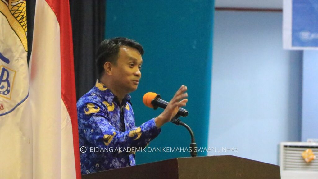 Buka Kegiatan Bidak IKAB KIP Unhas, Direktur Kemahasiswaan Tekankan Pentingnya Kerja Keras dan Ketekunan