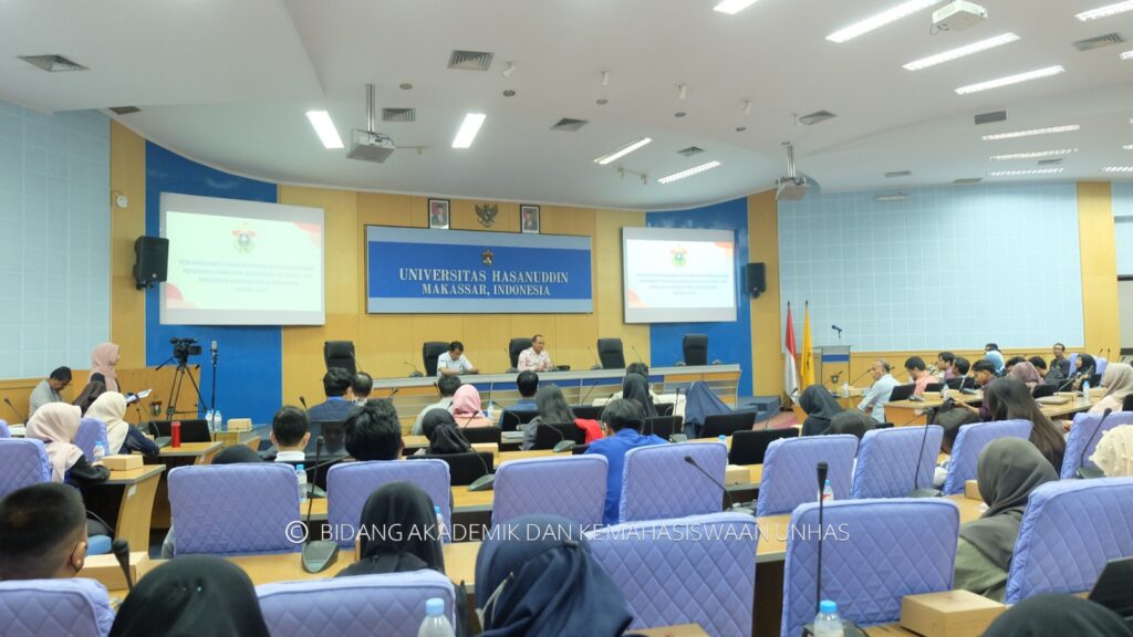 Kemahasiswaan Unhas Lakukan Penandatanganan Kontrak Bantuan Modal Usaha ke 554 Mahasiswa PMW