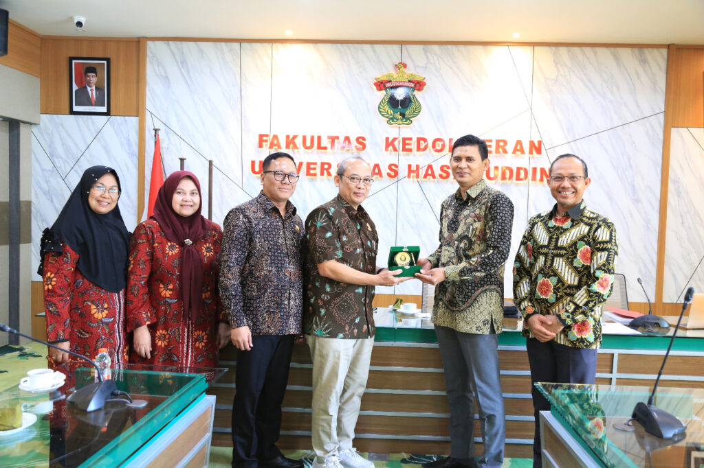 Optimalkan Kurikulum PPDS, Universitas Diponegoro Lakukan Kunjungan ke Universitas Hasanuddin