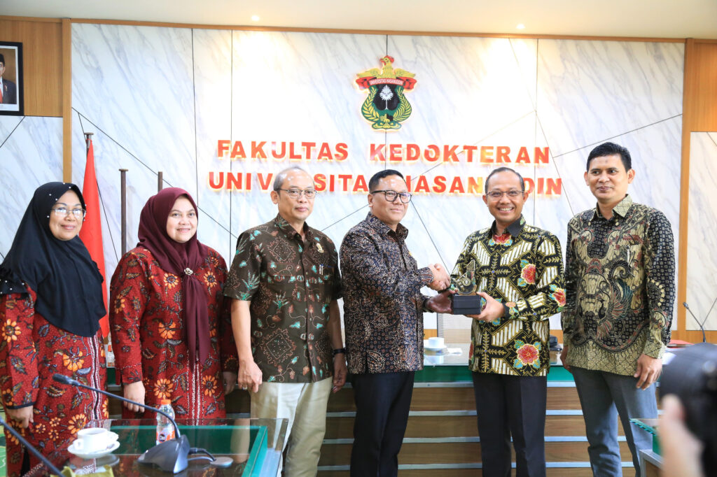 Optimalkan Kurikulum PPDS, Universitas Diponegoro Lakukan Kunjungan ke Universitas Hasanuddin