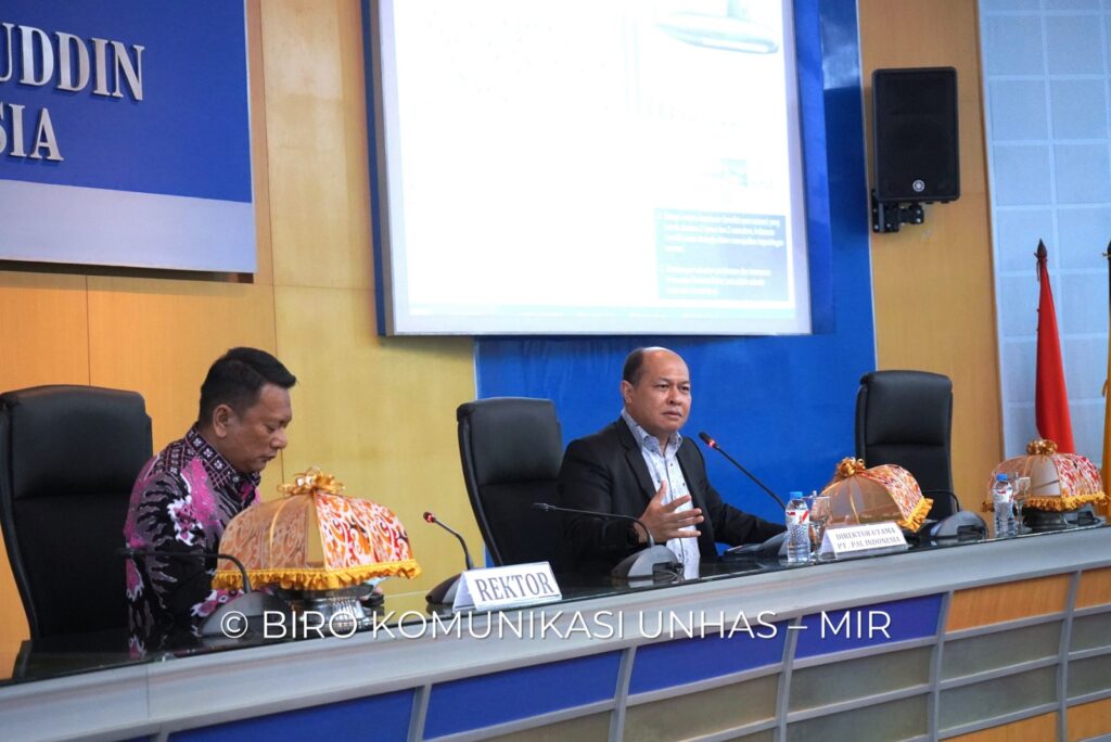 CEO PT PAL Paparkan Kemandirian Negara Maritim Indonesia di Unhas