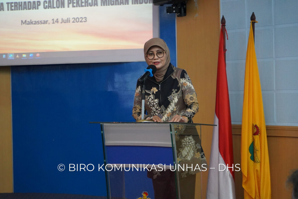 Unhas dan Kemenko Polhukam Beri Sosialisasi Bahaya Modus Online Scam Bagi Calon Pekerja Migran Indonesia