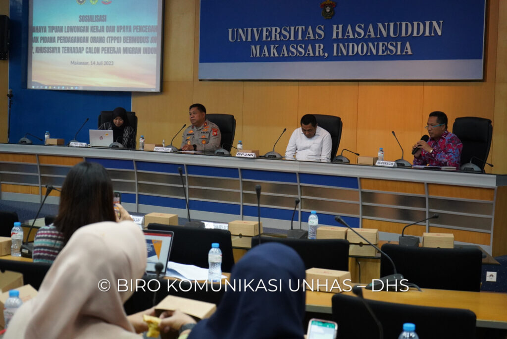 Unhas dan Kemenko Polhukam Beri Sosialisasi Bahaya Modus Online Scam Bagi Calon Pekerja Migran Indonesia 3 (2)