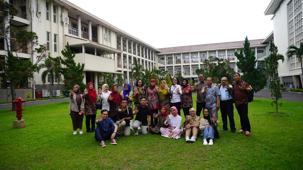 Studi Tiru PPKS Unhas di UGM