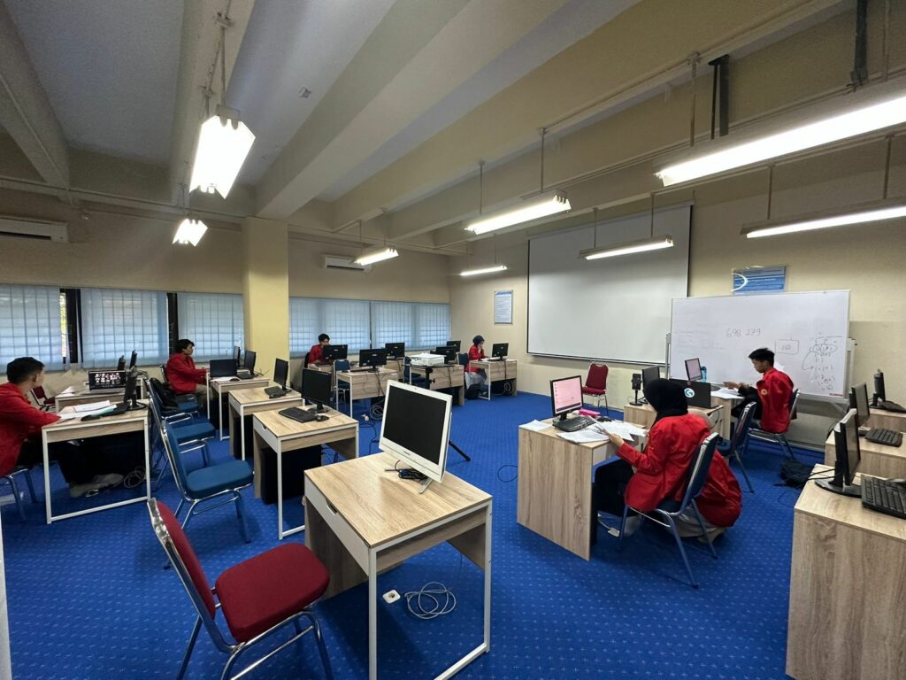 12 Tim Unhas Melaju ke Semifinal Kompetisi Satria Data Nasional 2023