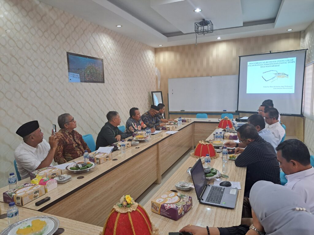 FIKP Unhas Dikunjungi Komisi II DPRD Kabupaten Wajo Konsultasikan Pengelolaan Danau Tempe