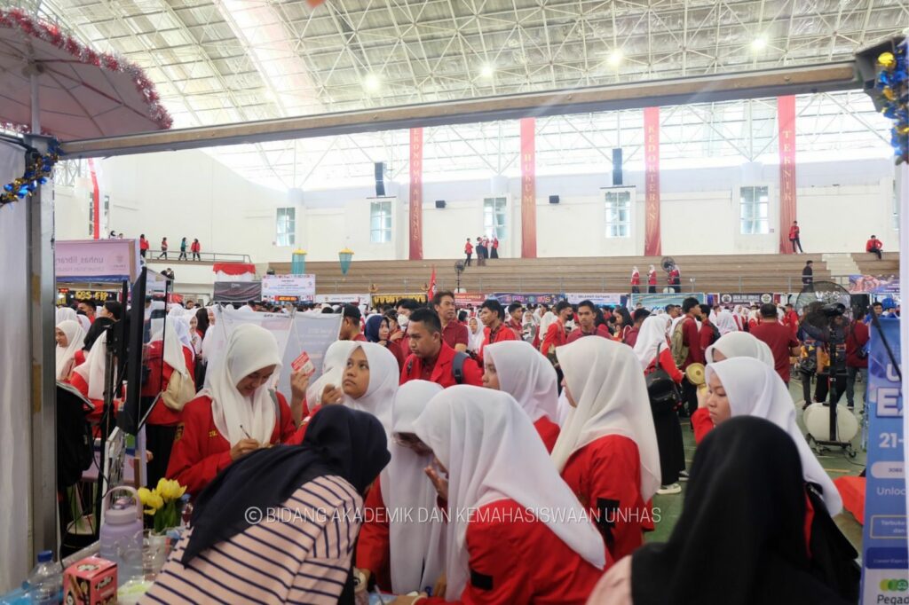Rektor Unhasa Jadikan Unhas Day Pemersatu Mahasiswa, Tempat Berinteraksi dan Beraktifitas Dalam Keberagaman 1