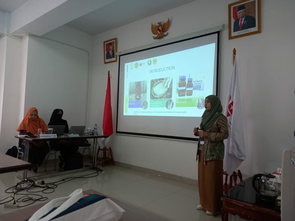 Artikel Penelitian Mahasiswa Program Magister, Fakultas Kehutanan Unhas Jadi Best Paper pada Kegiatan The 5th International Symposium of IWoRS