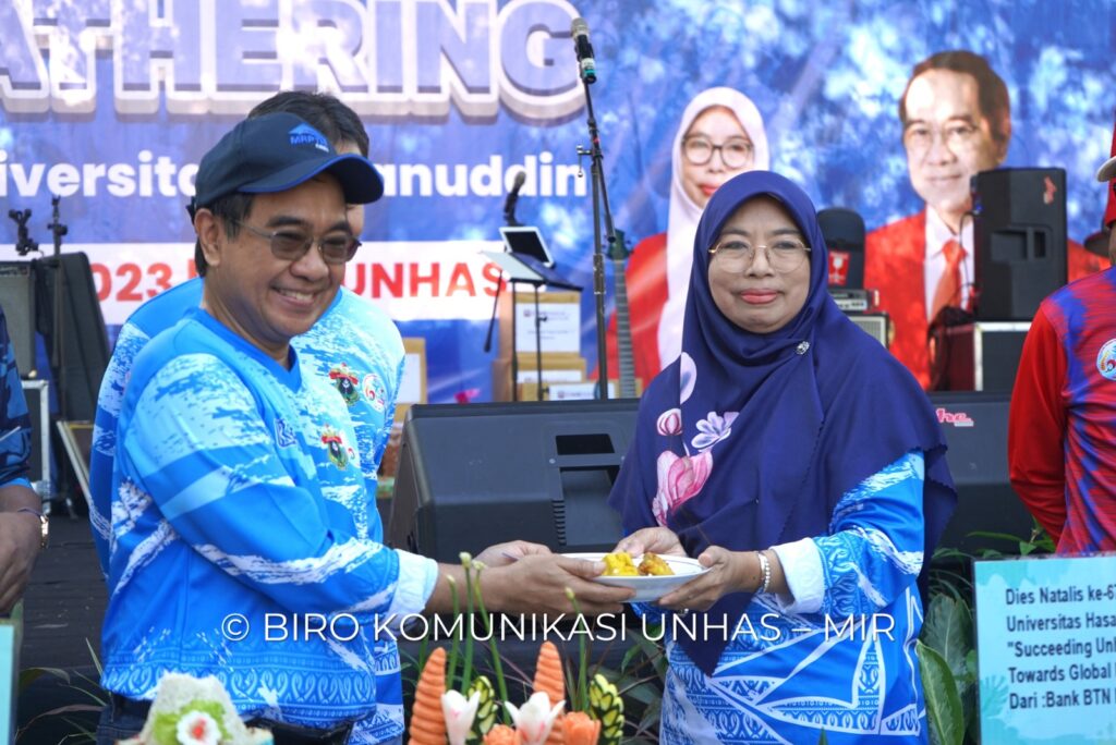 Kemeriahan Rangkaian Dies ke-67 Unhas di Fun Walk dan Family Gathering