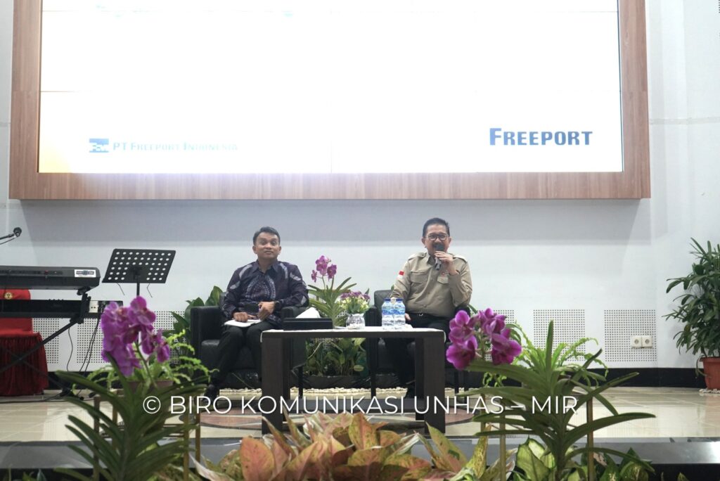 Presiden Direktur PT. Freeport Indonesia Tony Wenas Berikan Motivasi Kepemimpinan Bagi Mahasiswa Unhas