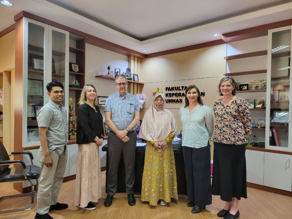 Fakultas Keperawatan terima Kunjungan Profesor Fisioterapi dari Australia