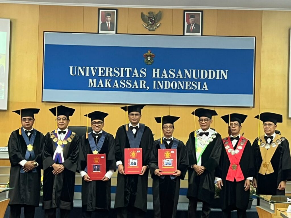 Unhas Kukuhkan Tiga Guru Besar Baru Fakultas Teknik