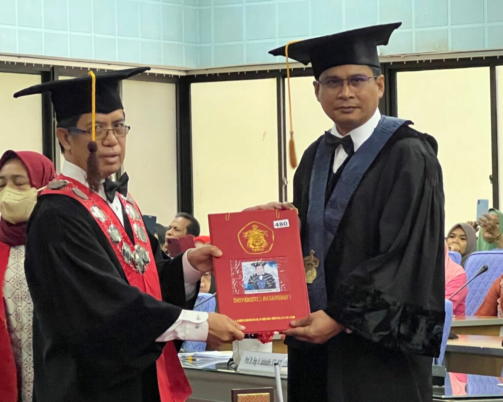 Unhas Kukuhkan Tiga Guru Besar Baru Fakultas Teknik