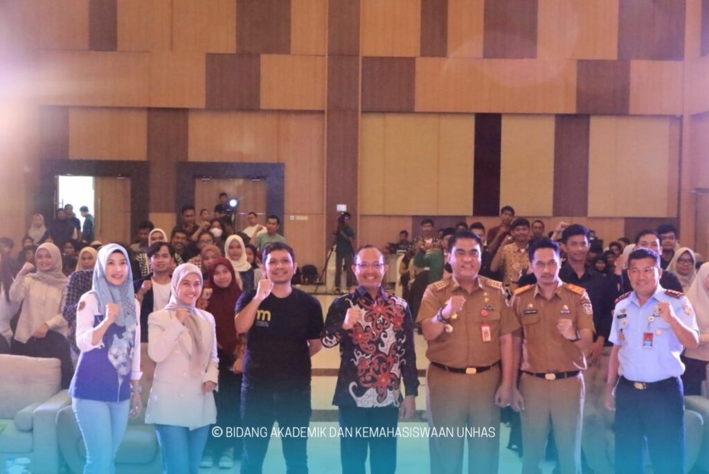 Hadiri Milenial Fest Makassar, WR I Unhas Ajak Pemuda Siapkan Diri Menuju Indonesia Emas