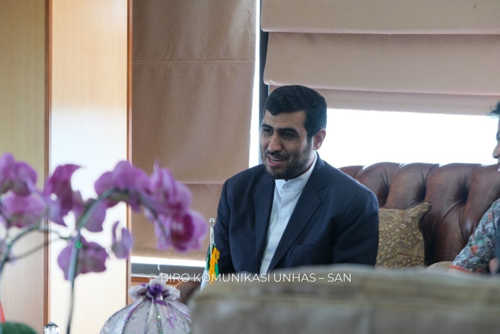 Unhas dan Kedutaan Besar Republik Islam Iran Sepakat Jalin Kerja Sama Pengembangan Pendidikan