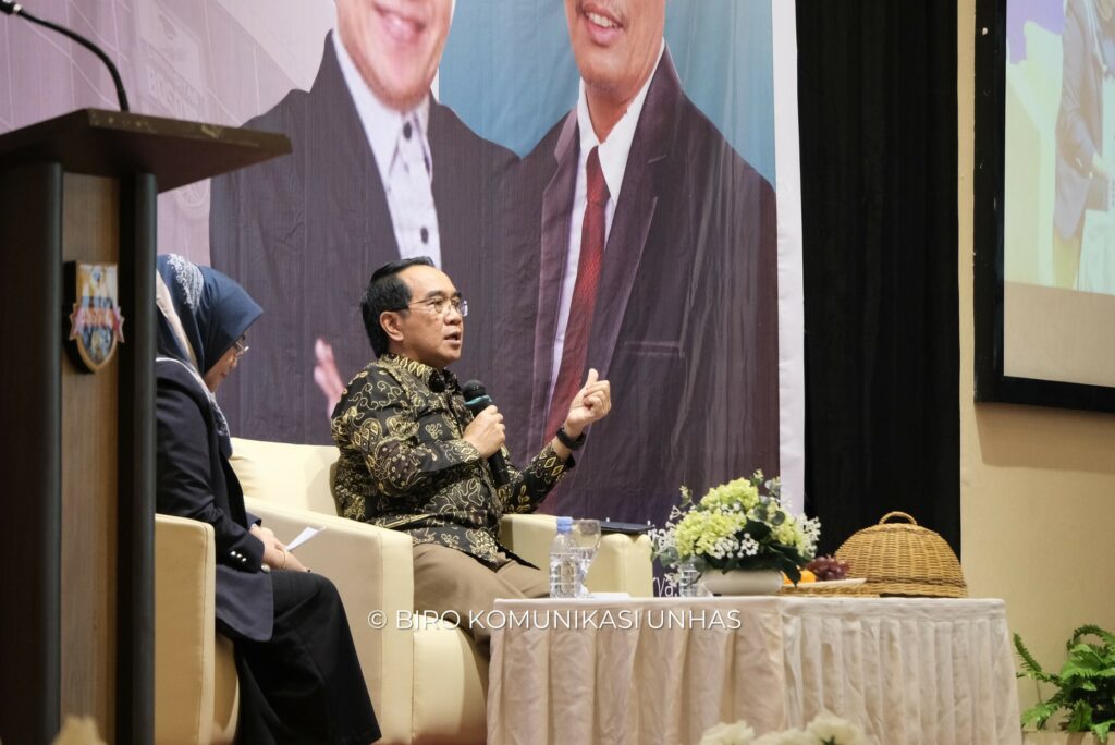 Meningkatkan Peran Pendidikan Tinggi melalui Kuliah Umum dan Perpanjangan MoU antara Unhas dan Universitas Bosowa