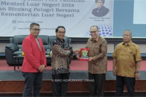 Unhas Nobar Pernyataan Pers Menlu 2024 dan Bincang Polugri Bersama Kemenlu RI