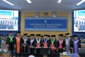 Pengukuhan Tiga Guru Besar Baru di Unhas: Menguatkan Keahlian di Fakultas Ekonomi dan Bisnis, Kesehatan Masyarakat, dan Kedokteran