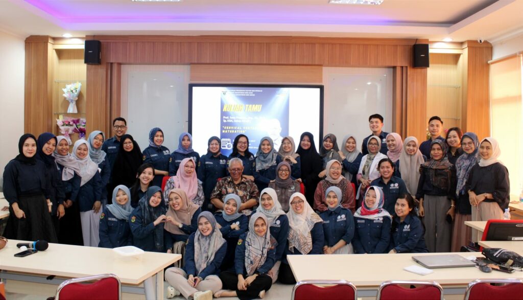 Pakar Kedokteran Gigi Anak Sampaikan Kuliah Tamu di FKG Unhas