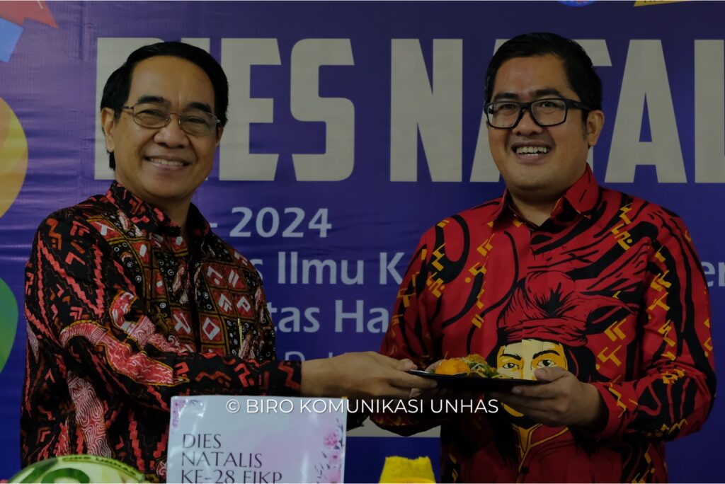 Rektor pada Puncak Perayaan Dies Natalis Ke-28 FIKP Unhas: Terus Tingkatkan Kontribusi ke Perguruan Tinggi dan Peningkatan SDM Kelautan Perikanan