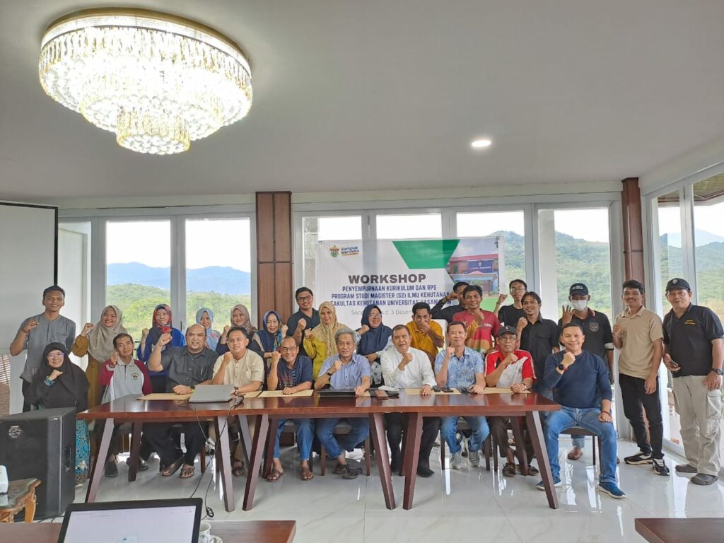 Workshop Penyempurnaan Kurikulum dan RPS Prodi Magister (S2) Ilmu Kehutanan Fakultas Kehutanan Universitas Hasanuddin (2)