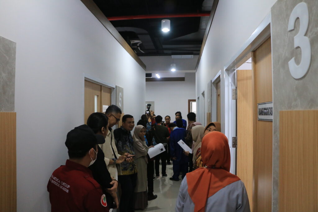 Perayaan Dies Natalis ke-14 RSPTN Unhas Ditandai Dengan Peresmian Ruang VIP dan MCU