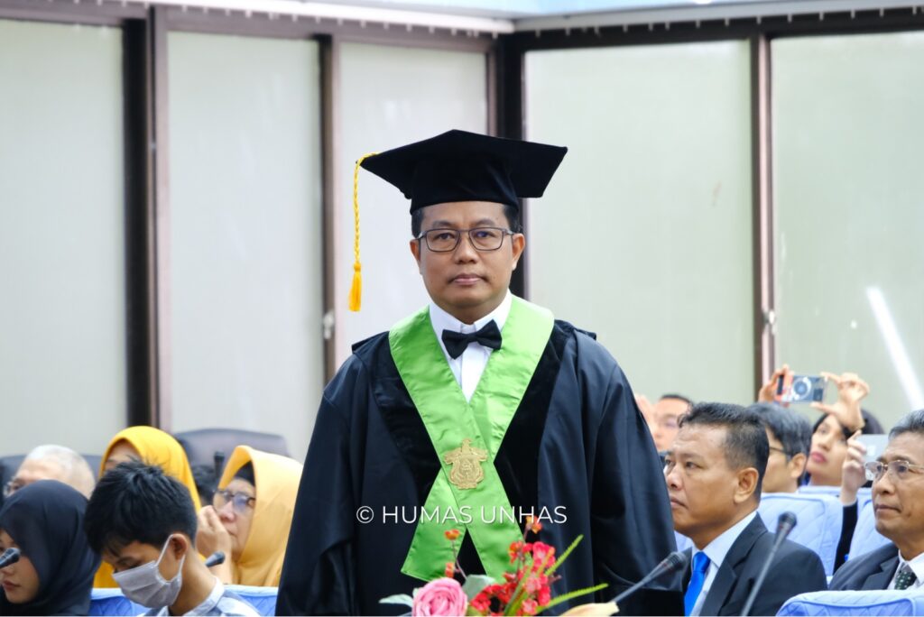Unhas Kukuhkan Tiga Guru Besar Baru pada Fakultas Kedokteran