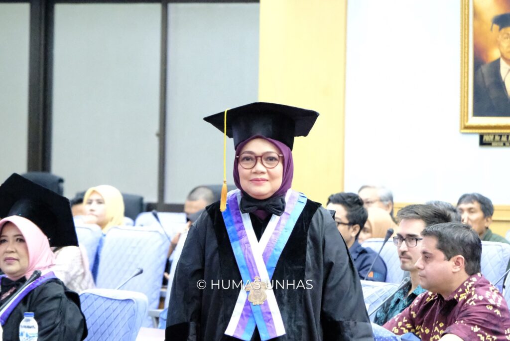 Unhas Kukuhkan Tiga Professor Baru pada Fakultas Ilmu Kelautan dan Perikanan
