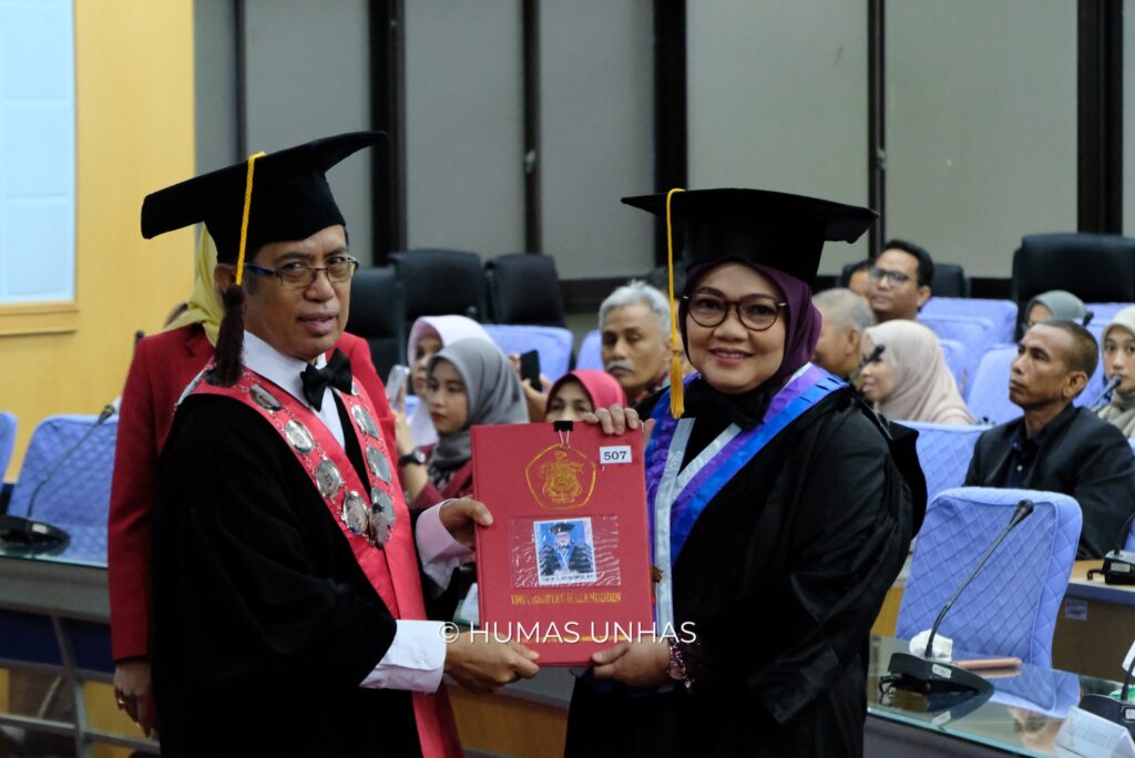 Unhas Kukuhkan Tiga Professor Baru pada Fakultas Ilmu Kelautan dan Perikanan