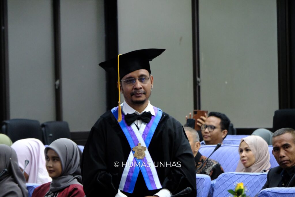 Unhas Kukuhkan Tiga Professor Baru pada Fakultas Ilmu Kelautan dan Perikanan