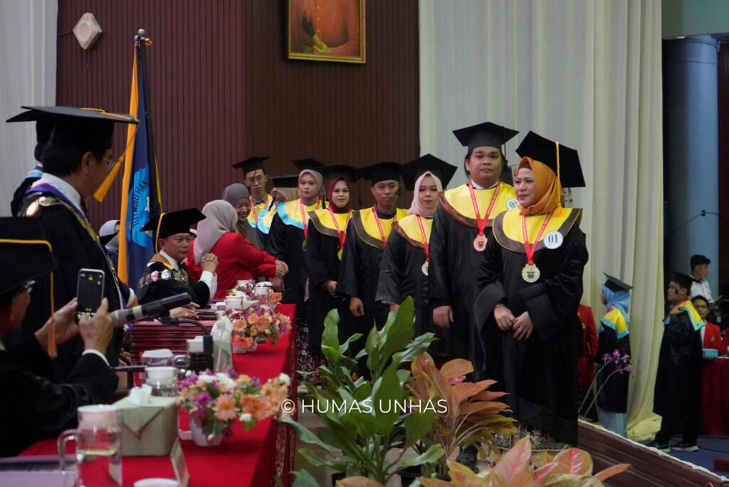 Unhas Hasilkan 1168 Wisudawan Baru Pada Periode Februari 2024