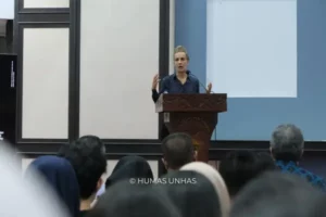 FISIP Unhas Gelar Kuliah Umum Refleksi Proses Pemilihan Umum, Hadirkan Ahli Peneliti Australia National University