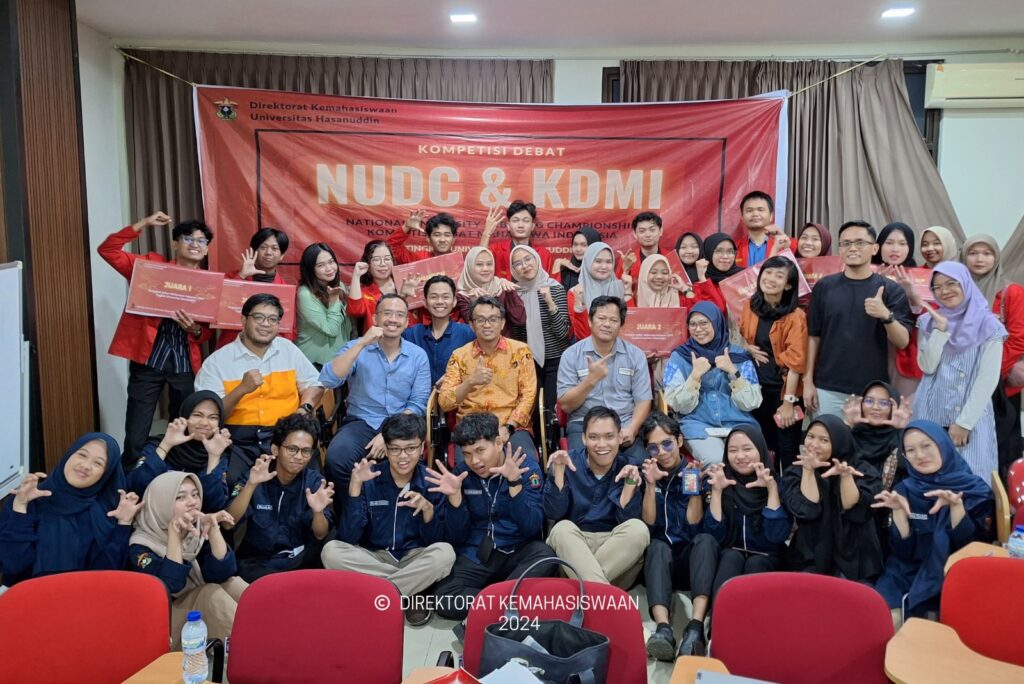Jaring Kandidat Debater Nasional, Unhas Selenggarakan Lomba Debat NUDC dan KDMI Tingkat Universitas