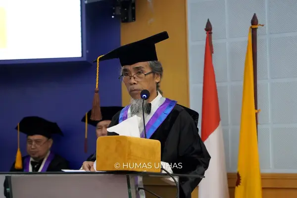 Unhas Kukuhkan Tiga Guru Besar Baru pada Fakultas Ilmu Kelautan dan Perikanan (4)