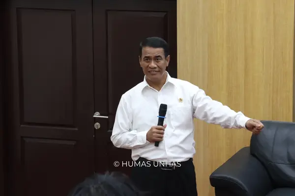 Hadiri Kuliah Umum Faperta, Menteri Pertanian RI Bahas Pengaruh Budaya dalam Komunikasi Interkultural Bisnis