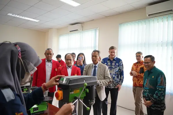 Unhas Resmikan Maker Innovation Space, Project Kolaborasi bersama USAID