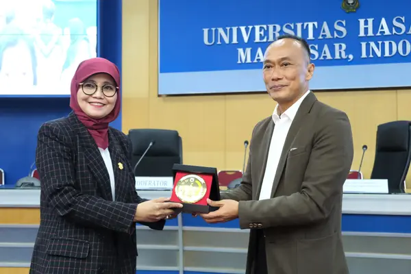 Unhas Selenggarakan Kuliah Umum, Hadirkan Ketua Umum Dewan Pengurus KORPRI Nasional sebagai Narasumber