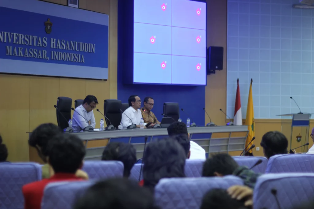 Dialog Bersama Mahasiswa, Rektor Unhas: Tuntutan Turunkan UKT Salah Alamat