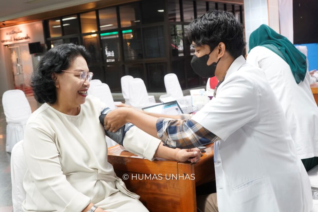 Medical Check Up Universitas Hasanuddin Goes to Unit