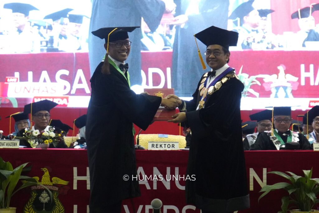 Unhas Selenggarakan Wisuda Periode Mei Tahap 1 Bagi 565 Wisudawan Baru