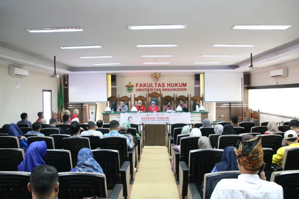FH Unhas Selenggarakan Diskusi Publik Tentang Living Laws dalam KUHP Nasional